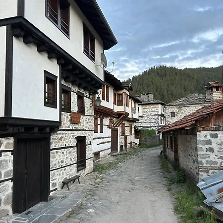 Alpesi faház валериевата къща 2 Siroka Laka
