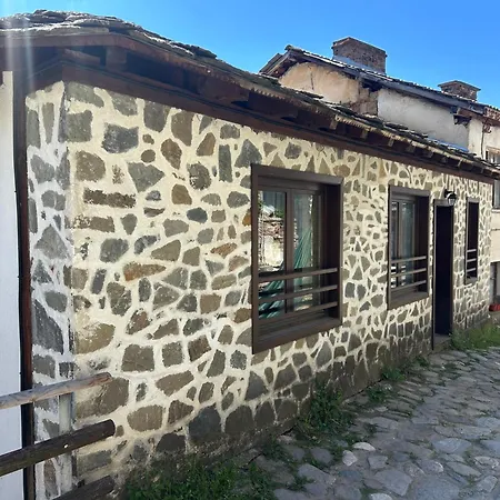 валериевата къща 2 Alpesi faház
